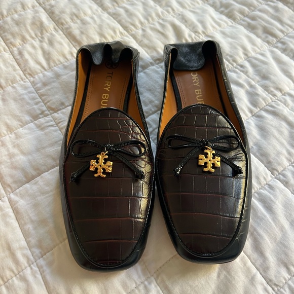 Tory Burch Dark Brown Croc-Embossed Loafers 8.5 - Picture 3 of 7
